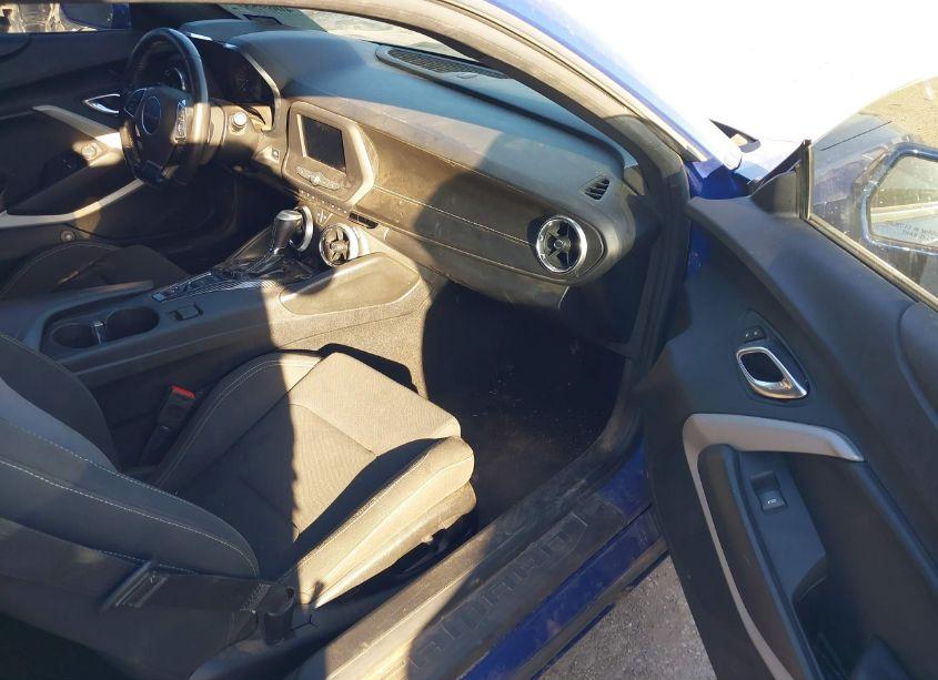 Photo 5 of 2020 Chevrolet Camaro RWD 1LS (VIN 1G1FB1RXXL0122050)