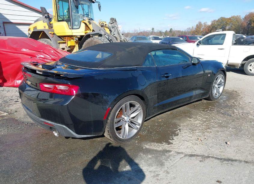 Photo 4 of 2017 Chevrolet Camaro 1LT (VIN 1G1FB3DS0H0176164)