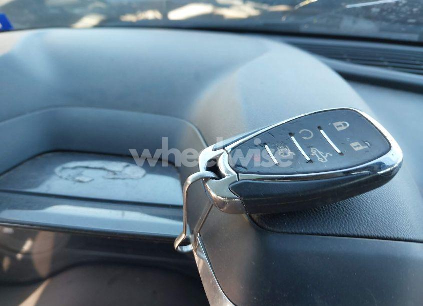 Photo 11 of 2017 Chevrolet Camaro 1LT (VIN 1G1FB3DS0H0204626)