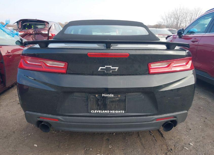Photo 17 of 2018 Chevrolet Camaro 1LT (VIN 1G1FB3DS0J0186599)