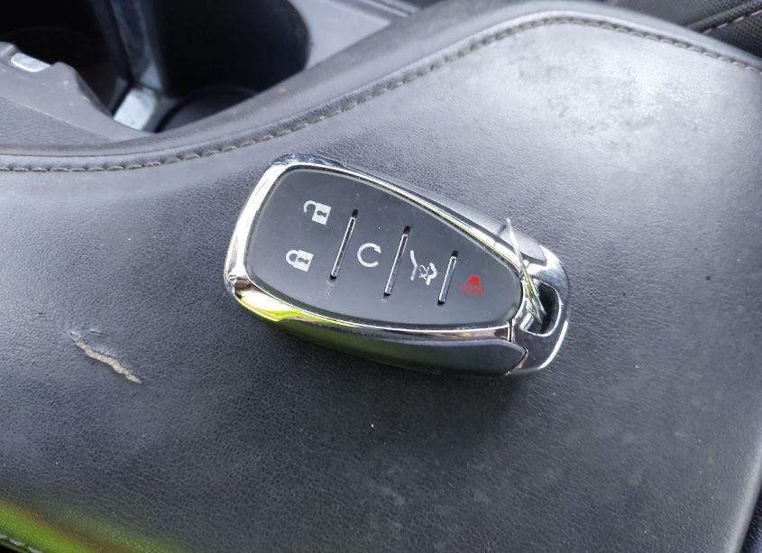 Photo 11 of 2019 Chevrolet Camaro 1LT (VIN 1G1FB3DS1K0111721)