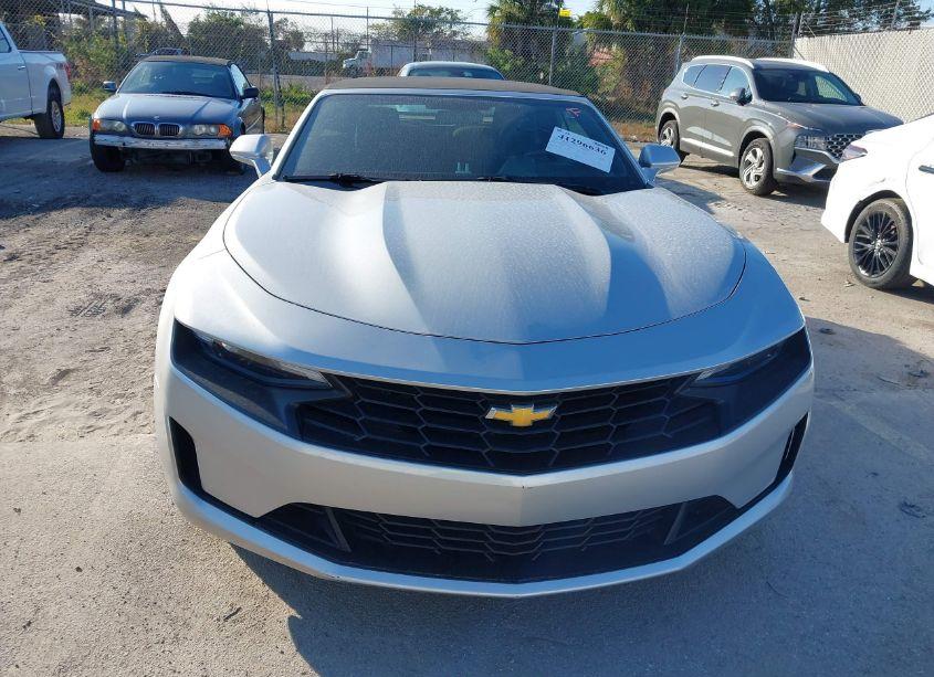 Photo 12 of 2019 Chevrolet Camaro 1LT (VIN 1G1FB3DS1K0111721)