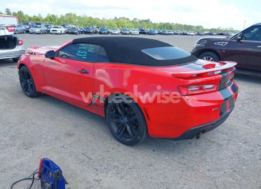 Photo 3 of 2017 Chevrolet Camaro 1LT (VIN 1G1FB3DS2H0207575)