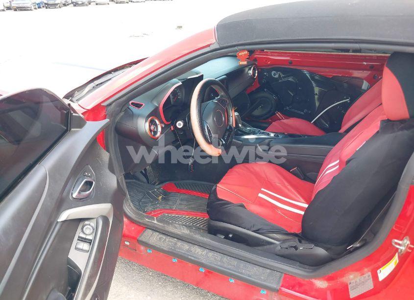 Photo 5 of 2017 Chevrolet Camaro 1LT (VIN 1G1FB3DS2H0207575)