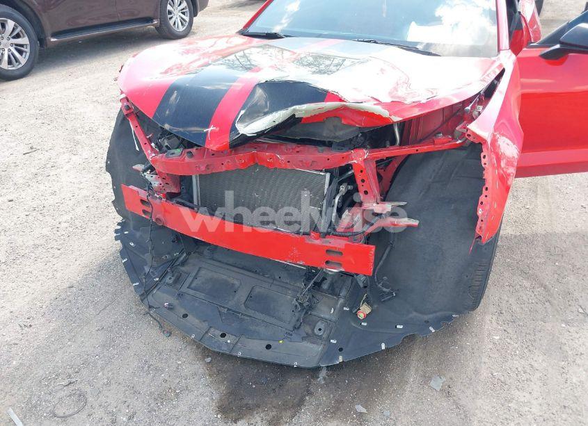 Photo 6 of 2017 Chevrolet Camaro 1LT (VIN 1G1FB3DS2H0207575)