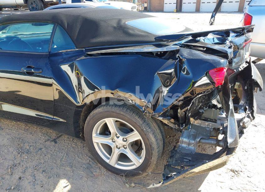 Photo 17 of 2019 Chevrolet Camaro 1LT (VIN 1G1FB3DS2K0104079)