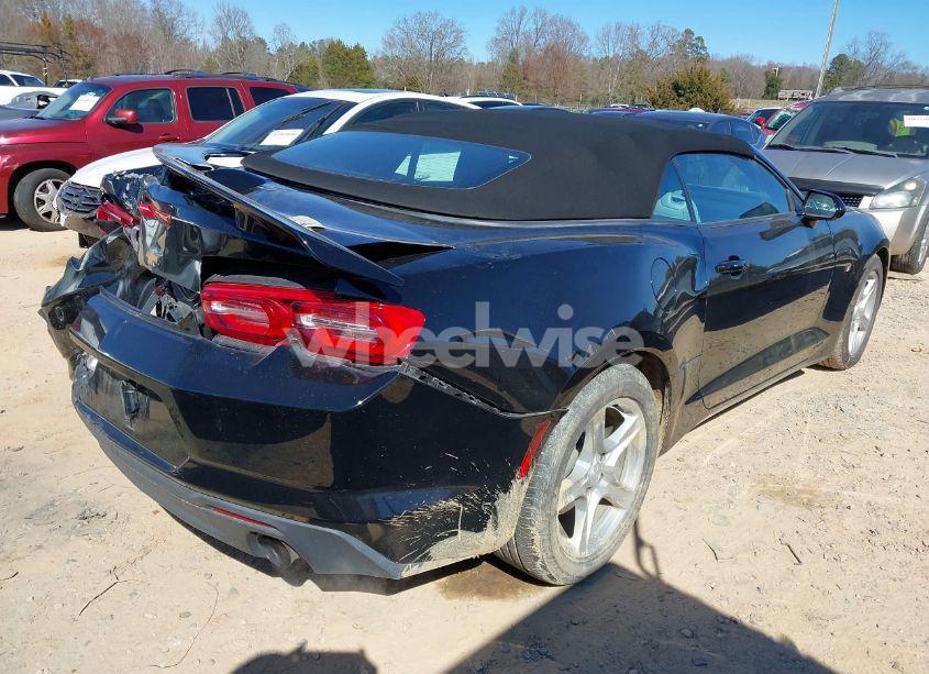 Photo 4 of 2019 Chevrolet Camaro 1LT (VIN 1G1FB3DS2K0104079)