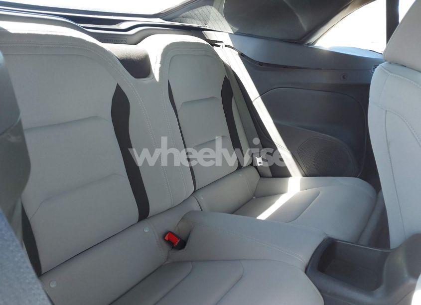 Photo 8 of 2019 Chevrolet Camaro 1LT (VIN 1G1FB3DS2K0104079)