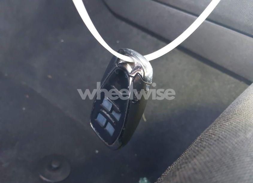 Photo 11 of 2016 Chevrolet Camaro 1LT (VIN 1G1FB3DS3G0192163)