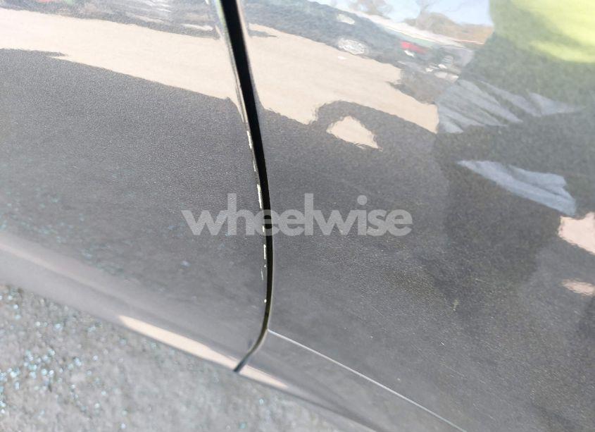 Photo 20 of 2016 Chevrolet Camaro 1LT (VIN 1G1FB3DS3G0192163)