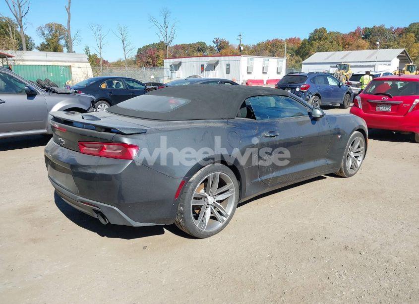 Photo 4 of 2016 Chevrolet Camaro 1LT (VIN 1G1FB3DS3G0192163)