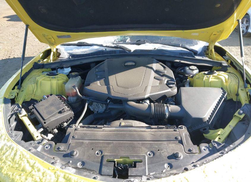 Photo 10 of 2017 Chevrolet Camaro 1LT (VIN 1G1FB3DS5H0135691)