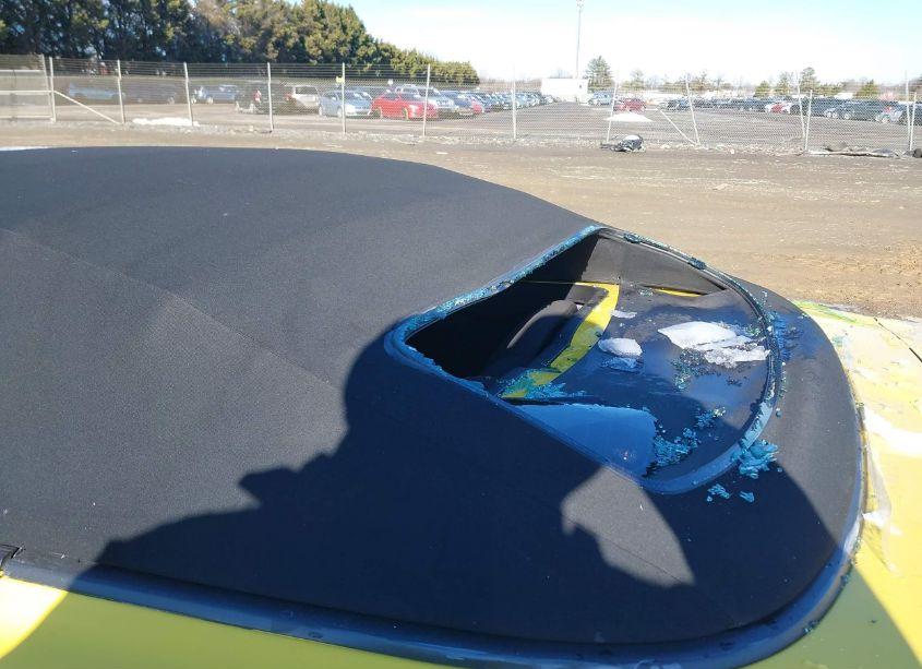 Photo 6 of 2017 Chevrolet Camaro 1LT (VIN 1G1FB3DS5H0135691)