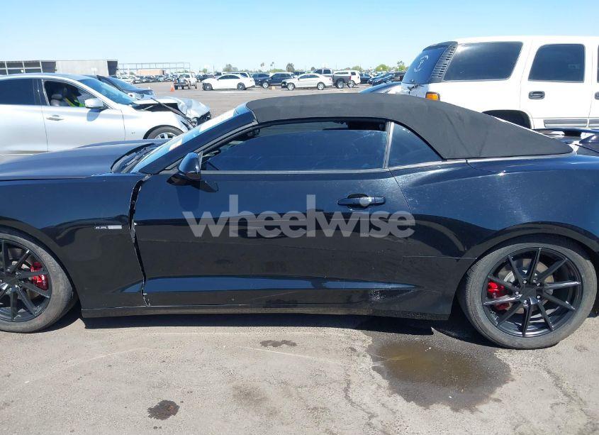 Photo 15 of 2018 Chevrolet Camaro 1LT (VIN 1G1FB3DS5J0116404)