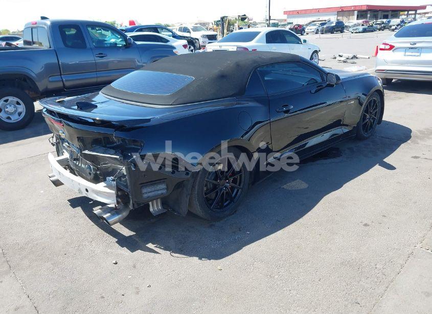 Photo 4 of 2018 Chevrolet Camaro 1LT (VIN 1G1FB3DS5J0116404)