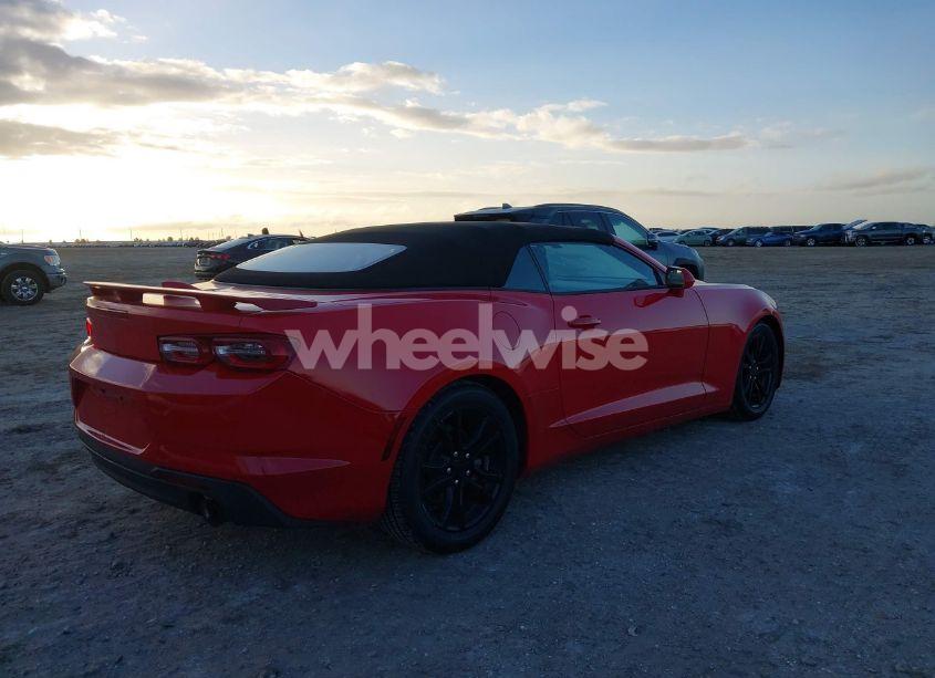 Photo 4 of 2019 Chevrolet Camaro 1LT (VIN 1G1FB3DS5K0132605)