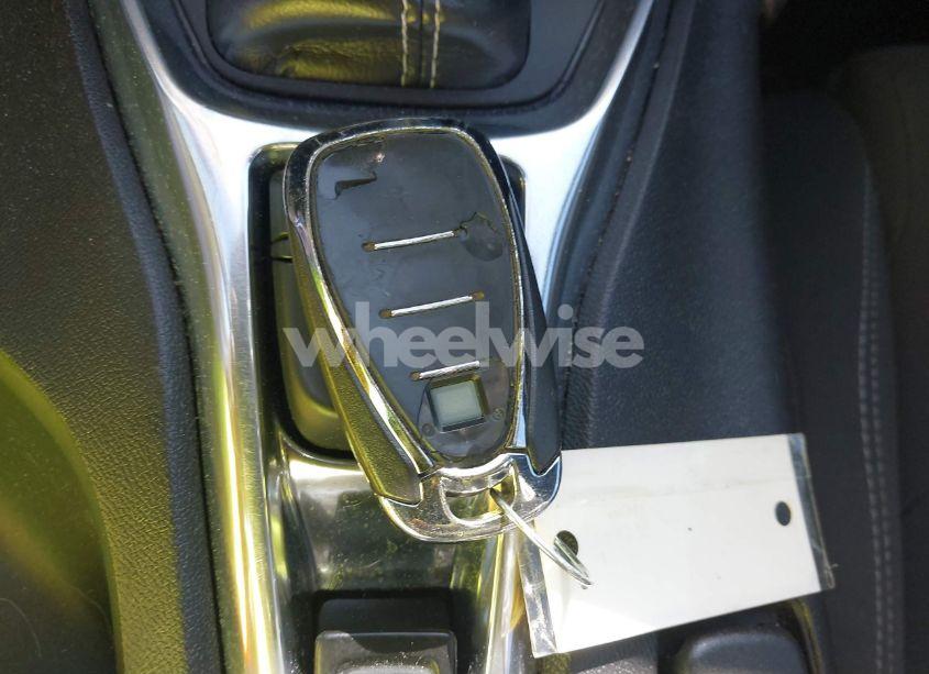 Photo 11 of 2017 Chevrolet Camaro 1LT (VIN 1G1FB3DS7H0163363)