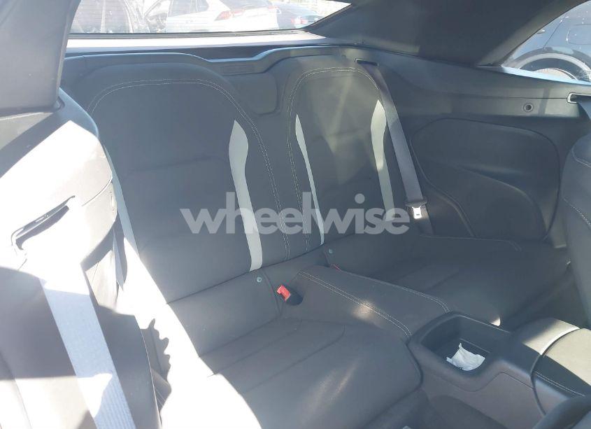 Photo 8 of 2017 Chevrolet Camaro 1LT (VIN 1G1FB3DS7H0163363)