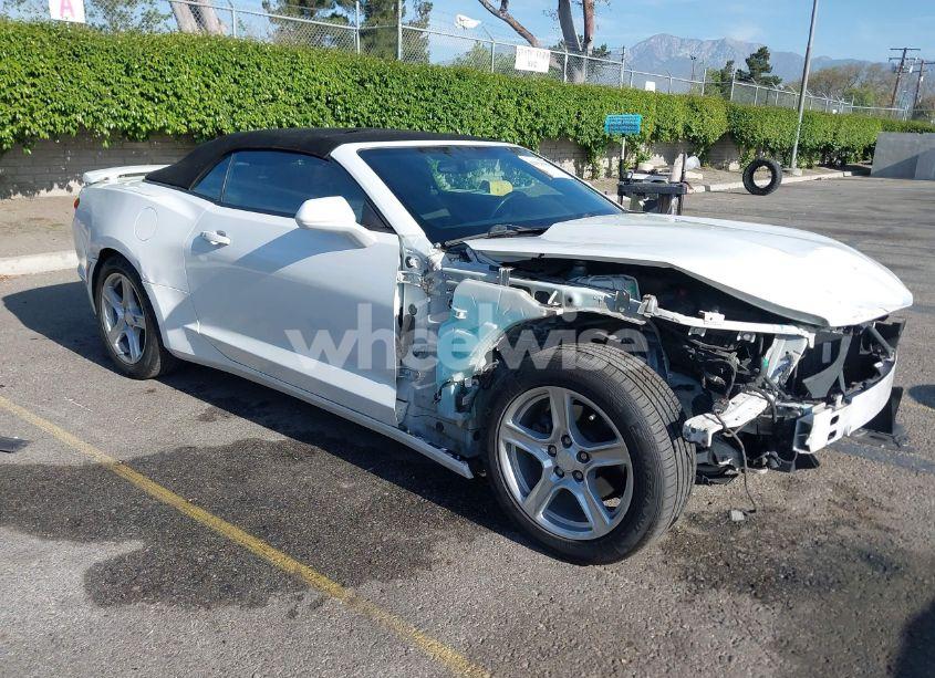 2019 Chevrolet Camaro 1LT (VIN 1G1FB3DS7K0120438) main photo