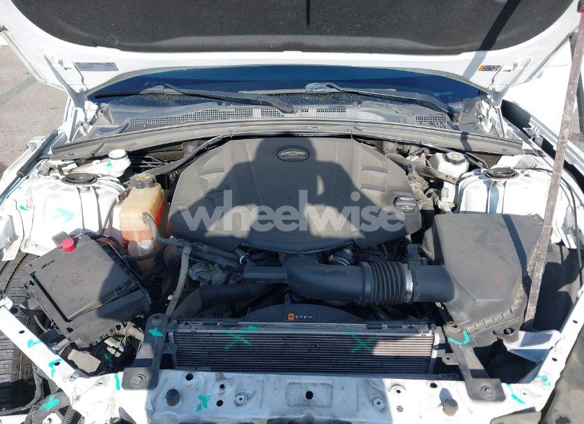 Photo 10 of 2019 Chevrolet Camaro 1LT (VIN 1G1FB3DS7K0120438)