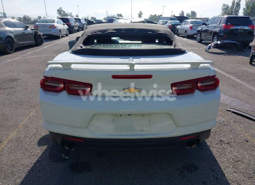 Photo 17 of 2019 Chevrolet Camaro 1LT (VIN 1G1FB3DS7K0120438)