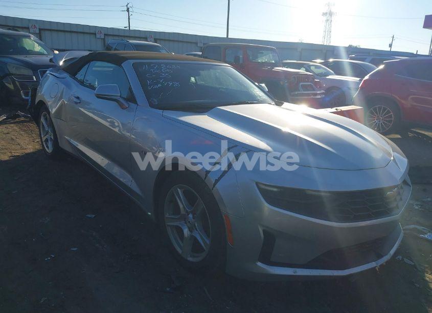 2019 Chevrolet Camaro LS/LT (VIN 1G1FB3DS7K0124988) main photo
