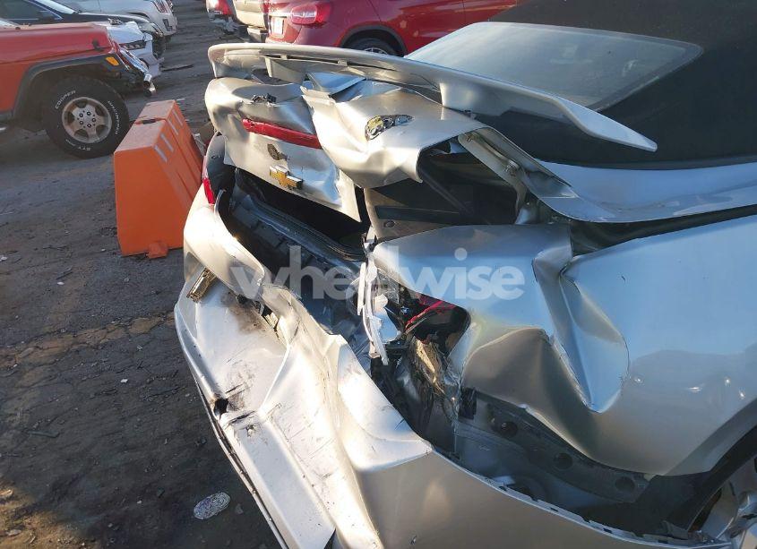 Photo 17 of 2019 Chevrolet Camaro LS/LT (VIN 1G1FB3DS7K0124988)