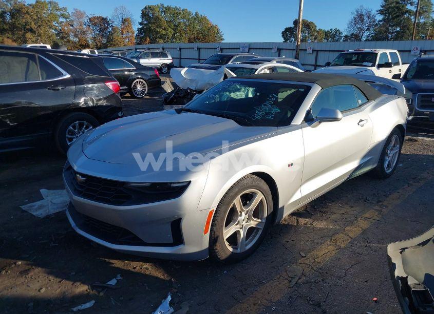 Photo 2 of 2019 Chevrolet Camaro LS/LT (VIN 1G1FB3DS7K0124988)