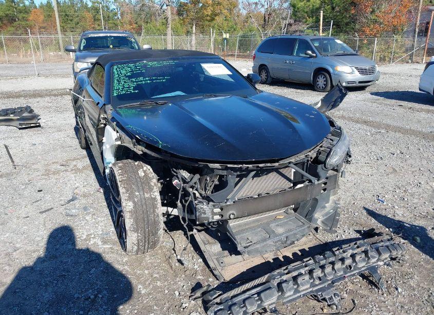 Photo 6 of 2019 Chevrolet Camaro 1LT (VIN 1G1FB3DS7K0133805)