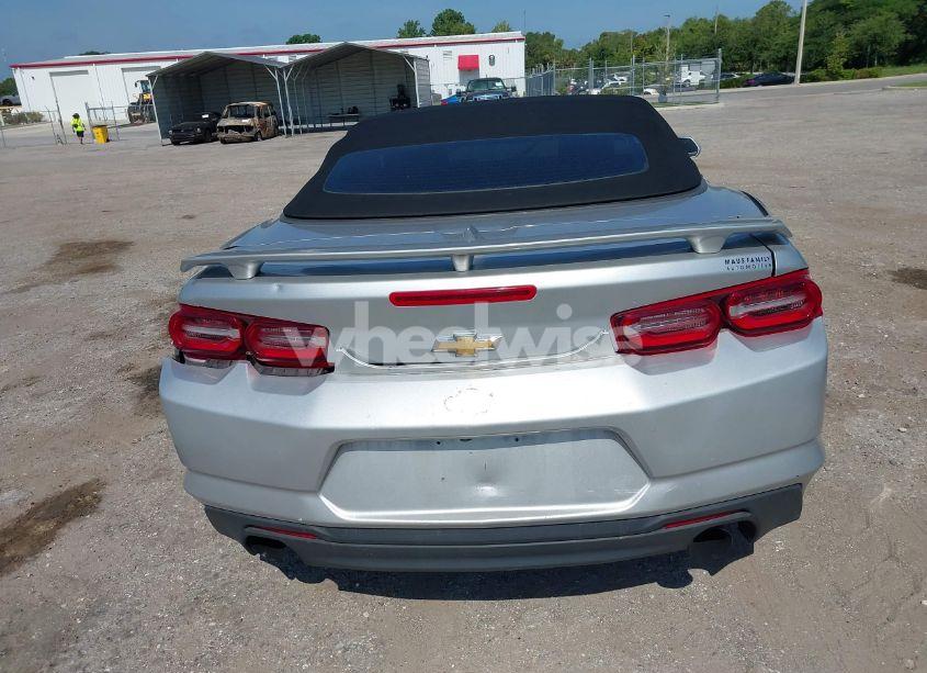 Photo 16 of 2019 Chevrolet Camaro 1LT (VIN 1G1FB3DS9K0127620)