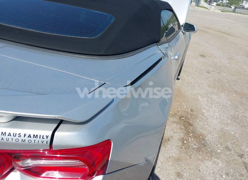 Photo 6 of 2019 Chevrolet Camaro 1LT (VIN 1G1FB3DS9K0127620)