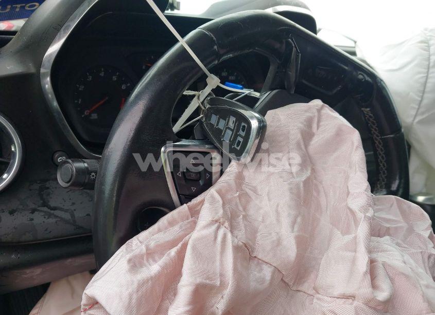 Photo 11 of 2019 Chevrolet Camaro 1LT (VIN 1G1FB3DS9K0133305)