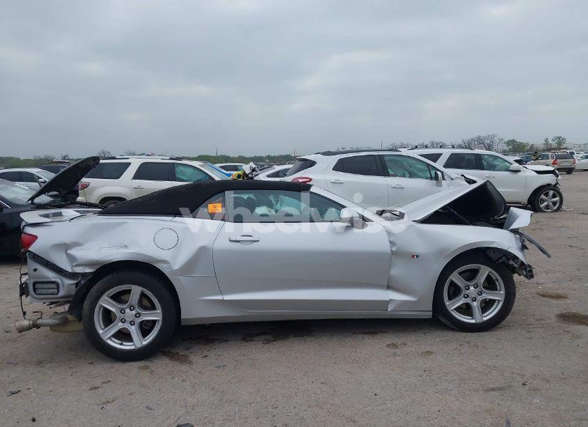 Photo 13 of 2019 Chevrolet Camaro 1LT (VIN 1G1FB3DS9K0133305)