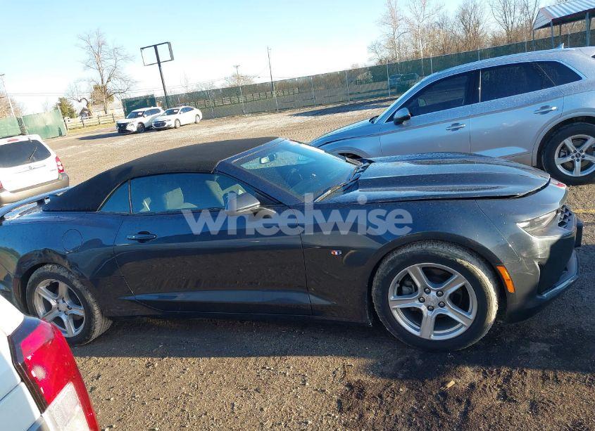 Photo 13 of 2020 Chevrolet Camaro RWD 1LT (VIN 1G1FB3DS9L0113332)