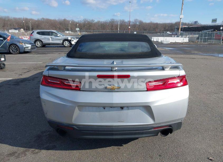 Photo 16 of 2016 Chevrolet Camaro 1LT (VIN 1G1FB3DX0G0182430)