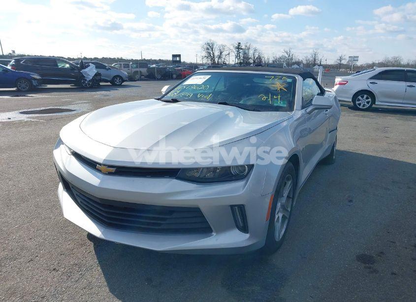 Photo 2 of 2016 Chevrolet Camaro 1LT (VIN 1G1FB3DX0G0182430)