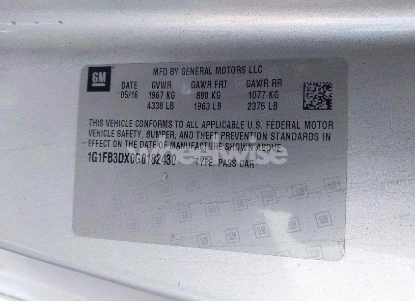 Photo 9 of 2016 Chevrolet Camaro 1LT (VIN 1G1FB3DX0G0182430)