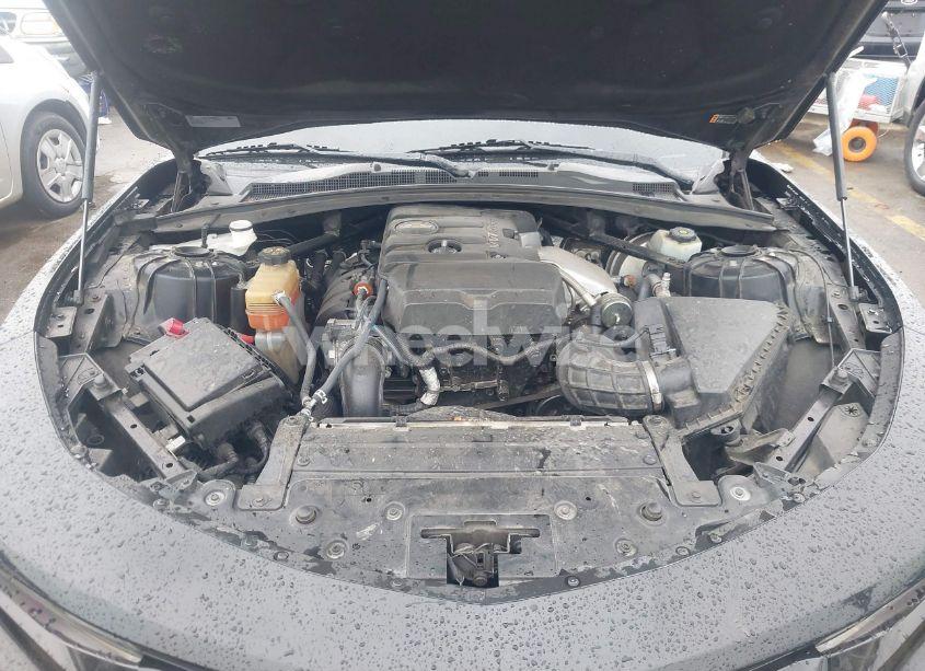 Photo 10 of 2017 Chevrolet Camaro 1LT (VIN 1G1FB3DX4H0120742)