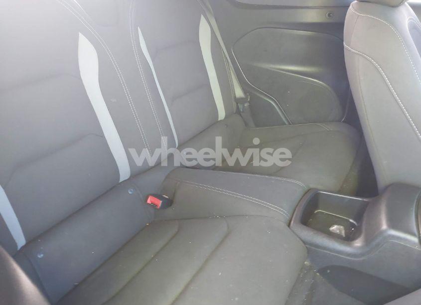 Photo 8 of 2018 Chevrolet Camaro 1LT (VIN 1G1FB3DX4J0119550)