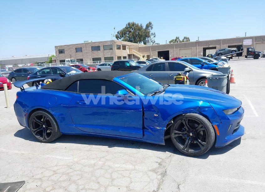 Photo 13 of 2016 Chevrolet Camaro 1LT (VIN 1G1FB3DX7G0186765)