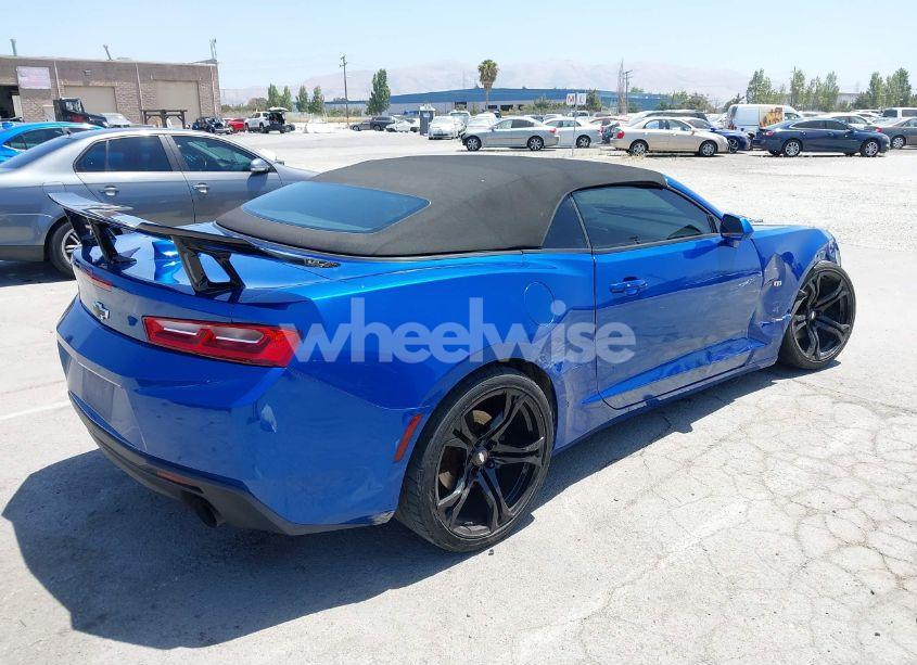 Photo 4 of 2016 Chevrolet Camaro 1LT (VIN 1G1FB3DX7G0186765)