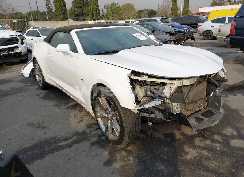 2020 Chevrolet Camaro RWD 1LT (VIN 1G1FB3DXXL0144990) main photo