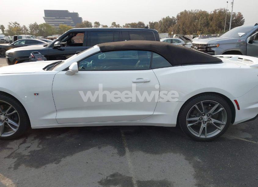 Photo 15 of 2020 Chevrolet Camaro RWD 1LT (VIN 1G1FB3DXXL0144990)