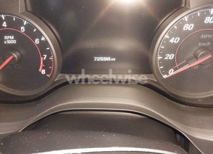 Photo 15 of 2018 Chevrolet Camaro 2LT (VIN 1G1FC1RS6J0182650)