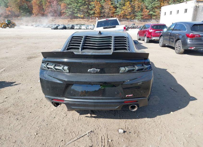 Photo 17 of 2017 Chevrolet Camaro 2LT (VIN 1G1FC1RSXH0179549)