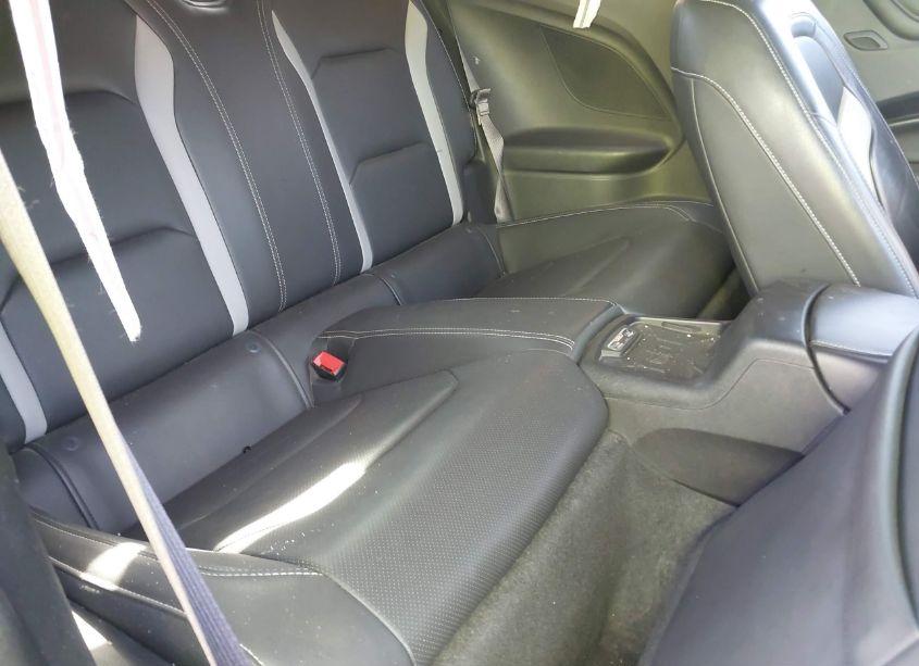 Photo 8 of 2017 Chevrolet Camaro 2LT (VIN 1G1FC1RSXH0179549)