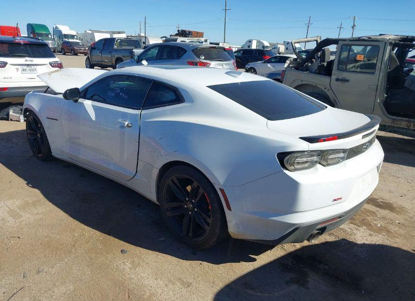 Photo 3 of 2022 Chevrolet Camaro RWD 2LT (VIN 1G1FC1RX0N0106097)