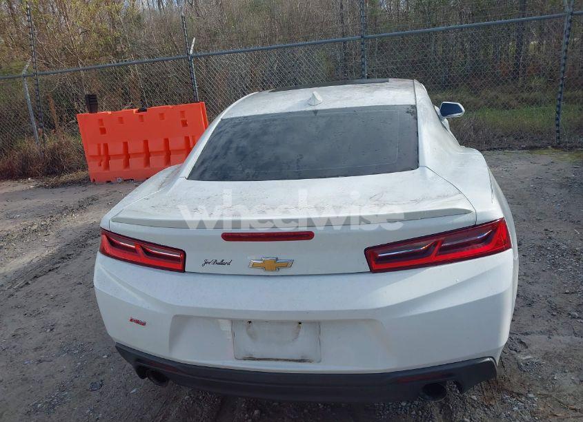 Photo 16 of 2016 Chevrolet Camaro 2LT (VIN 1G1FD1RS1G0190984)
