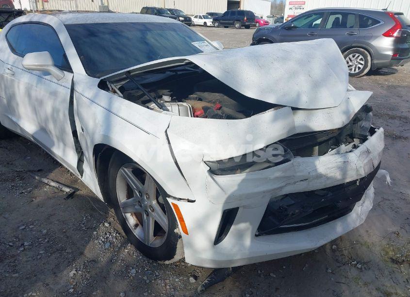 Photo 17 of 2016 Chevrolet Camaro 2LT (VIN 1G1FD1RS1G0190984)