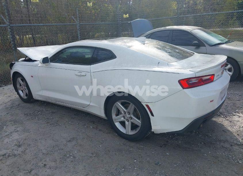 Photo 3 of 2016 Chevrolet Camaro 2LT (VIN 1G1FD1RS1G0190984)